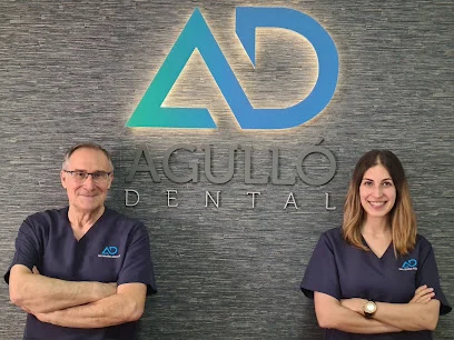 Agulló Dental I Clínica dental Elche I Implantes I Carillas I Invisalign