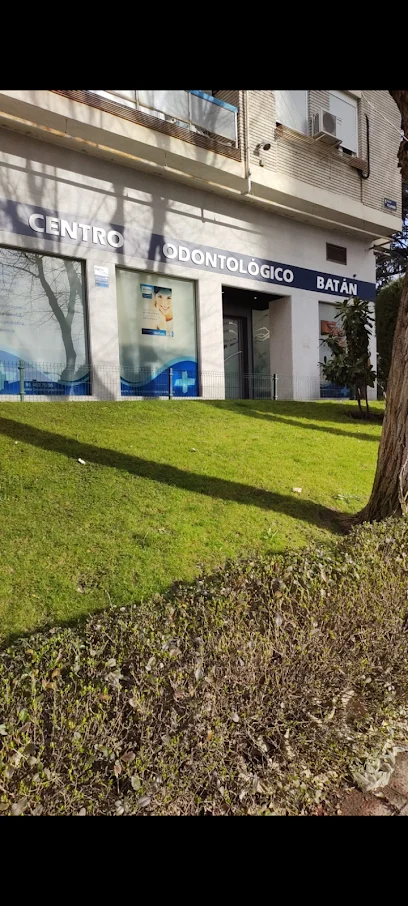 Centro Odontológico Batán - Invisalign - Implantes Dentales Madrid