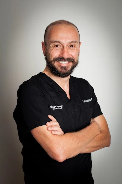 Clínica Dental Ángel Lorenzo | Dentista en Pontevedra