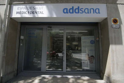 Clínica dental Eixample Calle París Barcelona | Grup Dr. Bladé - Addsana