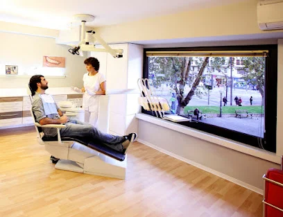 Clínica Dental La Casilla