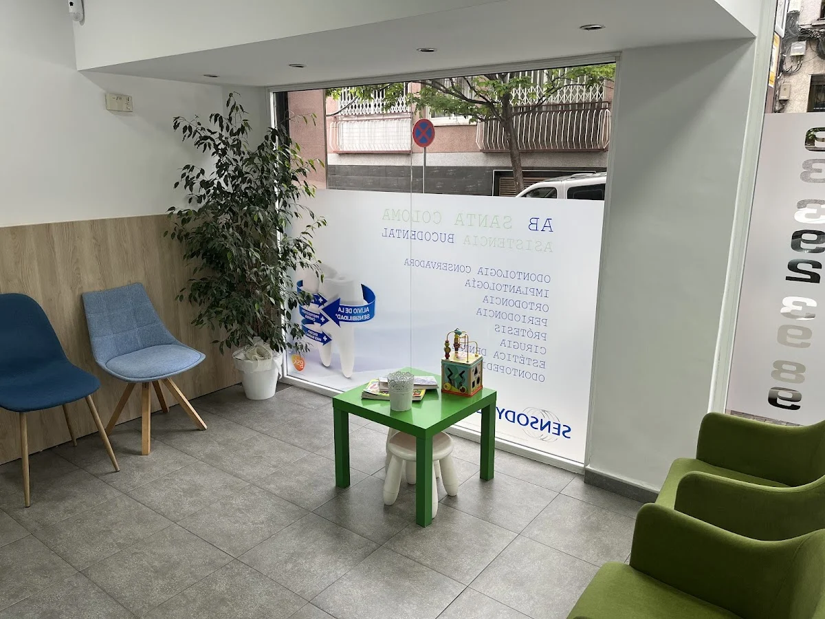 AB Santa Coloma Clinica Dental (ABSC)