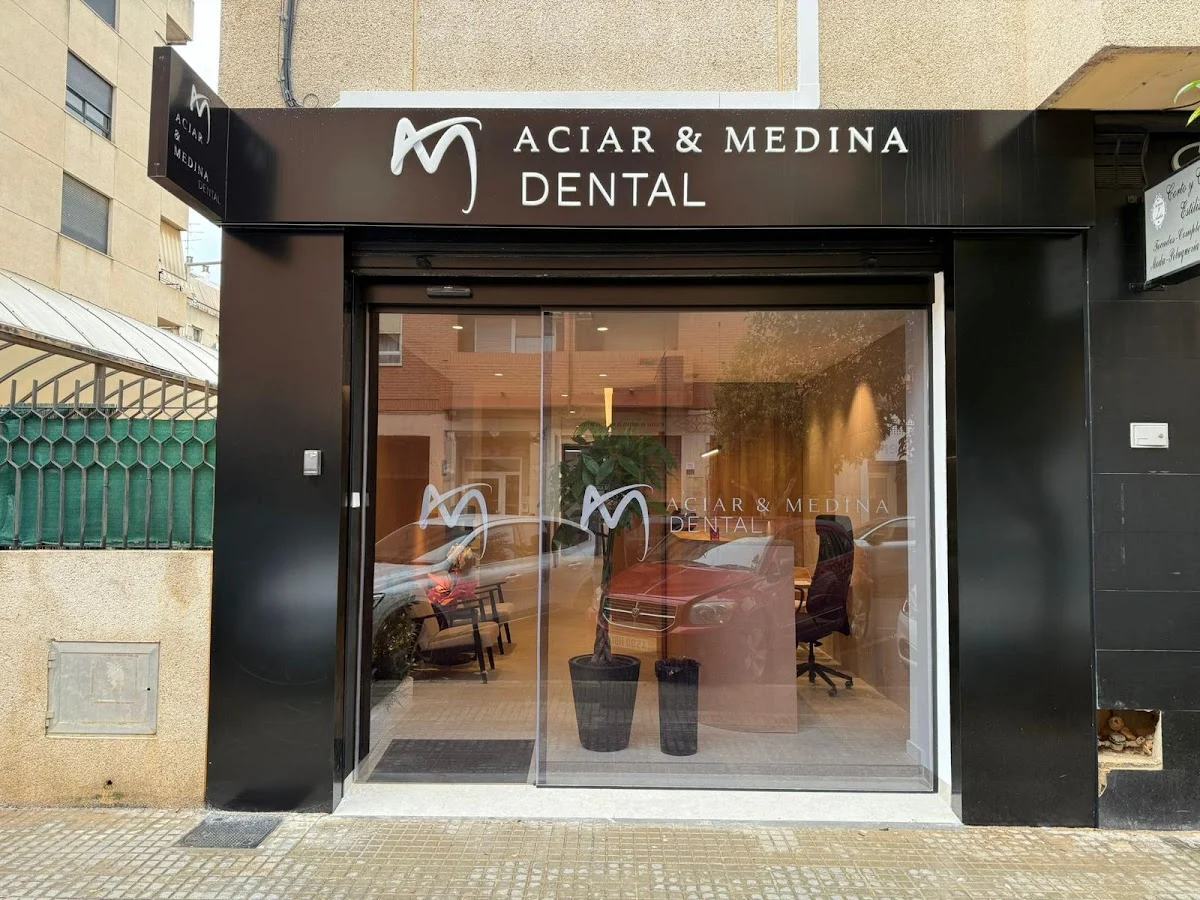 Aciar & Medina Dental
