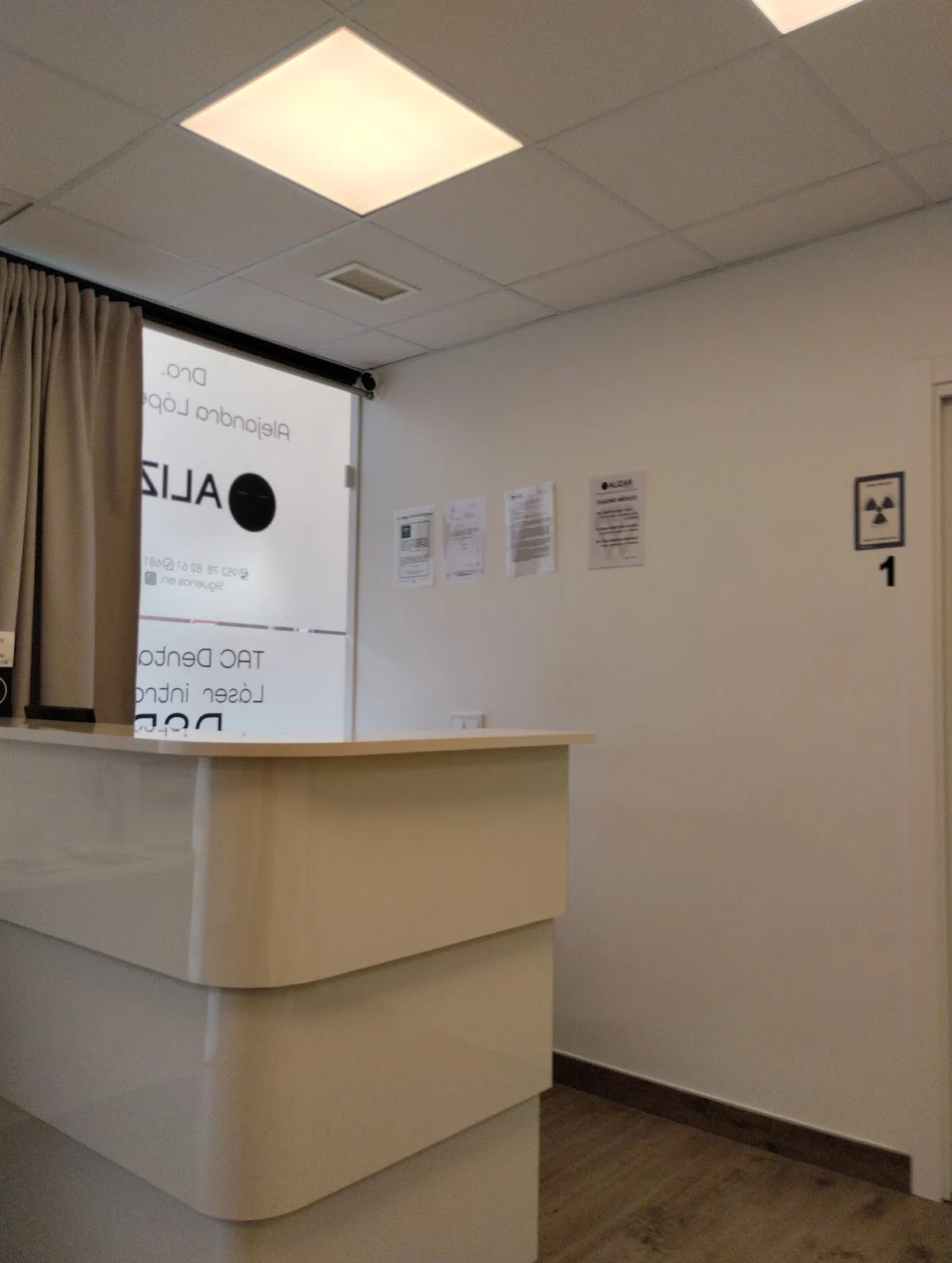 Alizar Dental