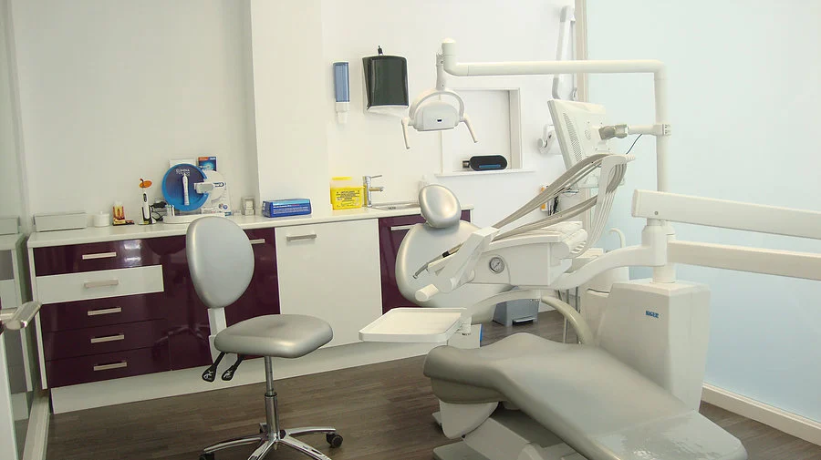 Amora Clinica Dental Sabadell