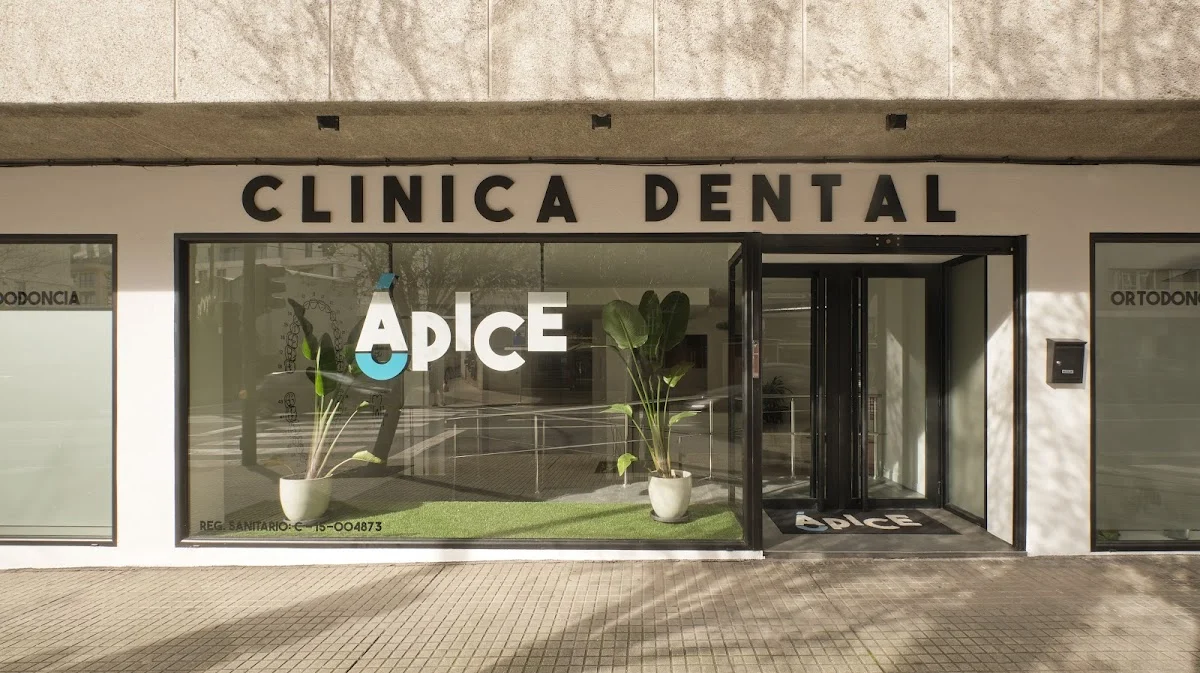 Ápice Dental. Clínica dental Oleiros