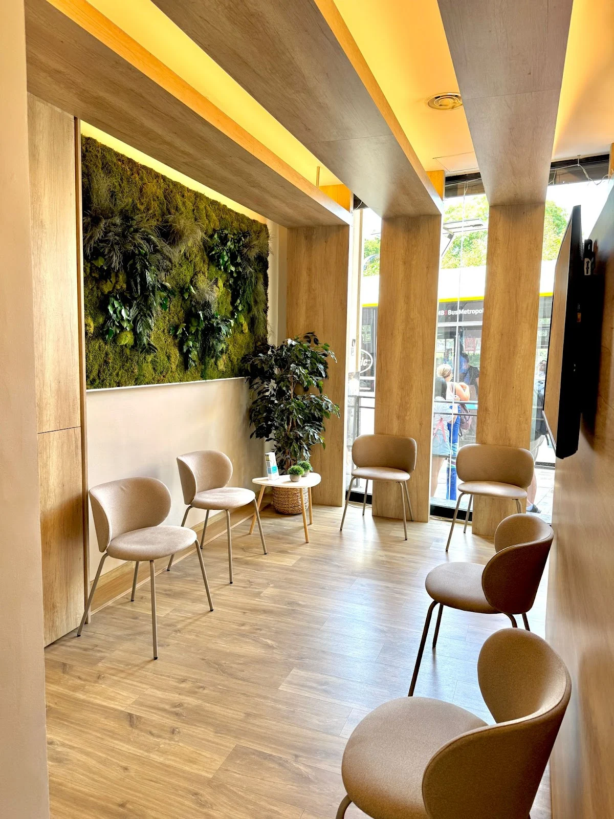 Arrels Centre Dental, clínica dental en Badalona - 2