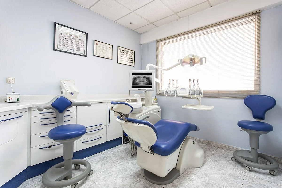 Asenjo Dental - 2