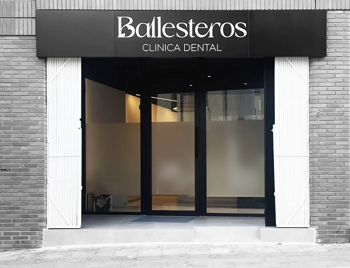Ballesteros Clínica Dental