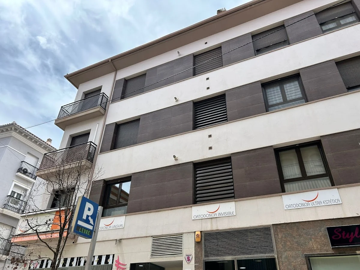 Centro de Odontología y Ortodoncia - C.E.O. - 2
