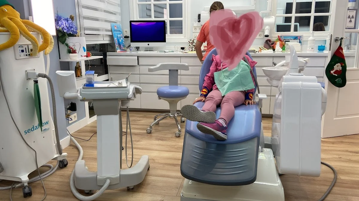 CENTRO DENTAL FUENGIROLA