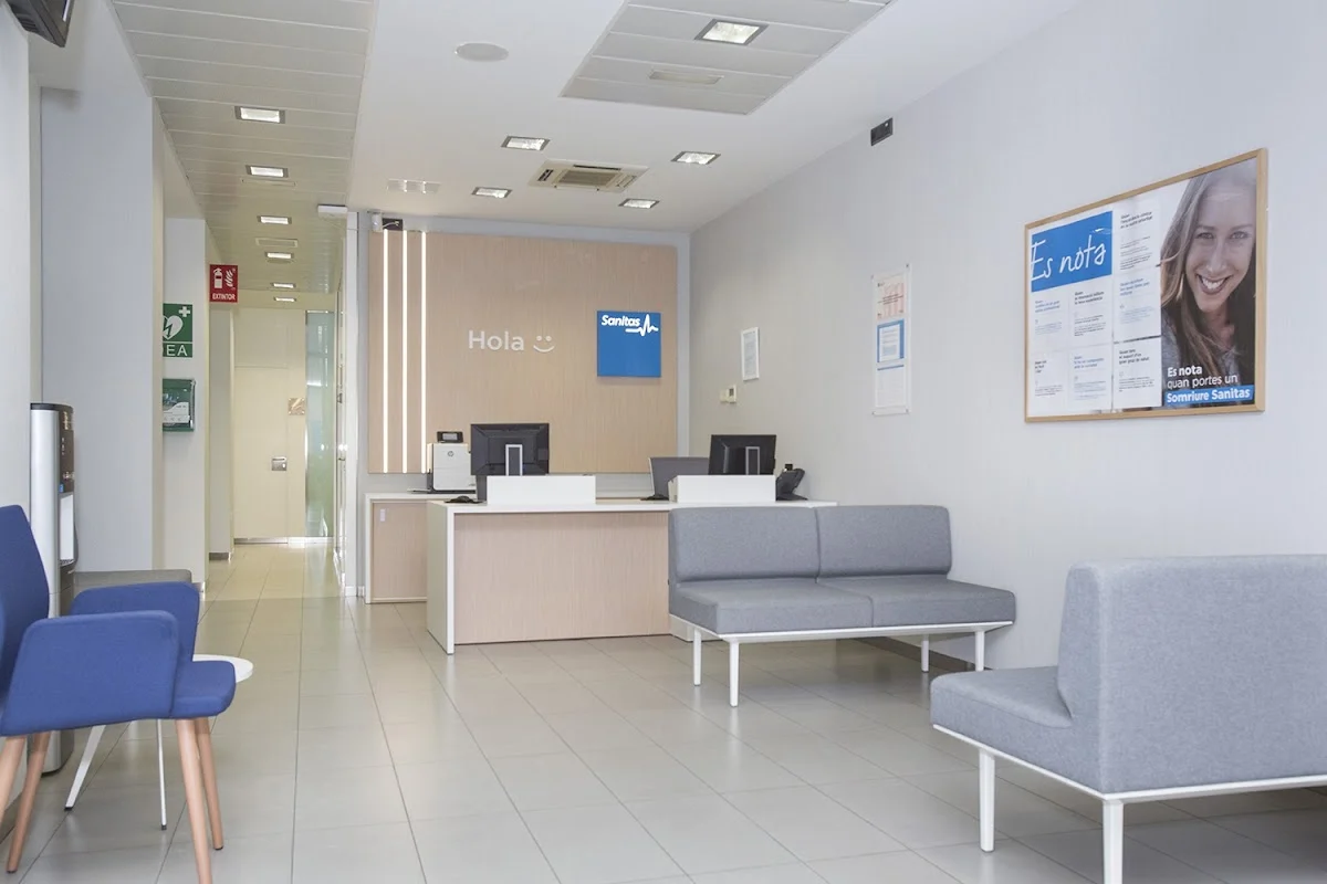Centro Dental Milenium Roger de Flor - 2