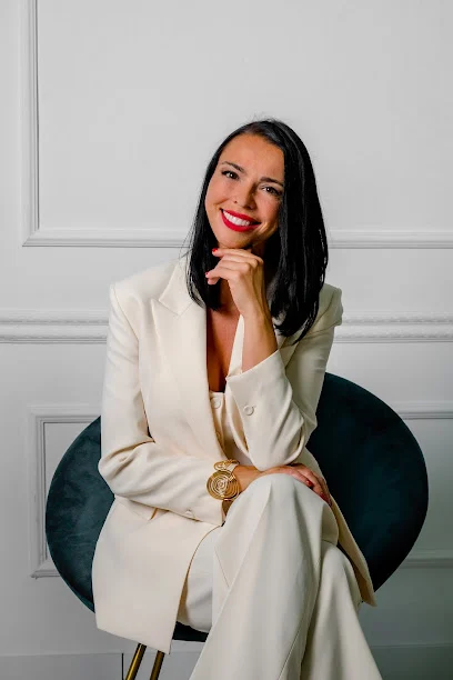 Centro Médico en Torrejón de Ardoz DST Clinic - Implantes Dentales - Ortodoncia - Ácido Hialurónico