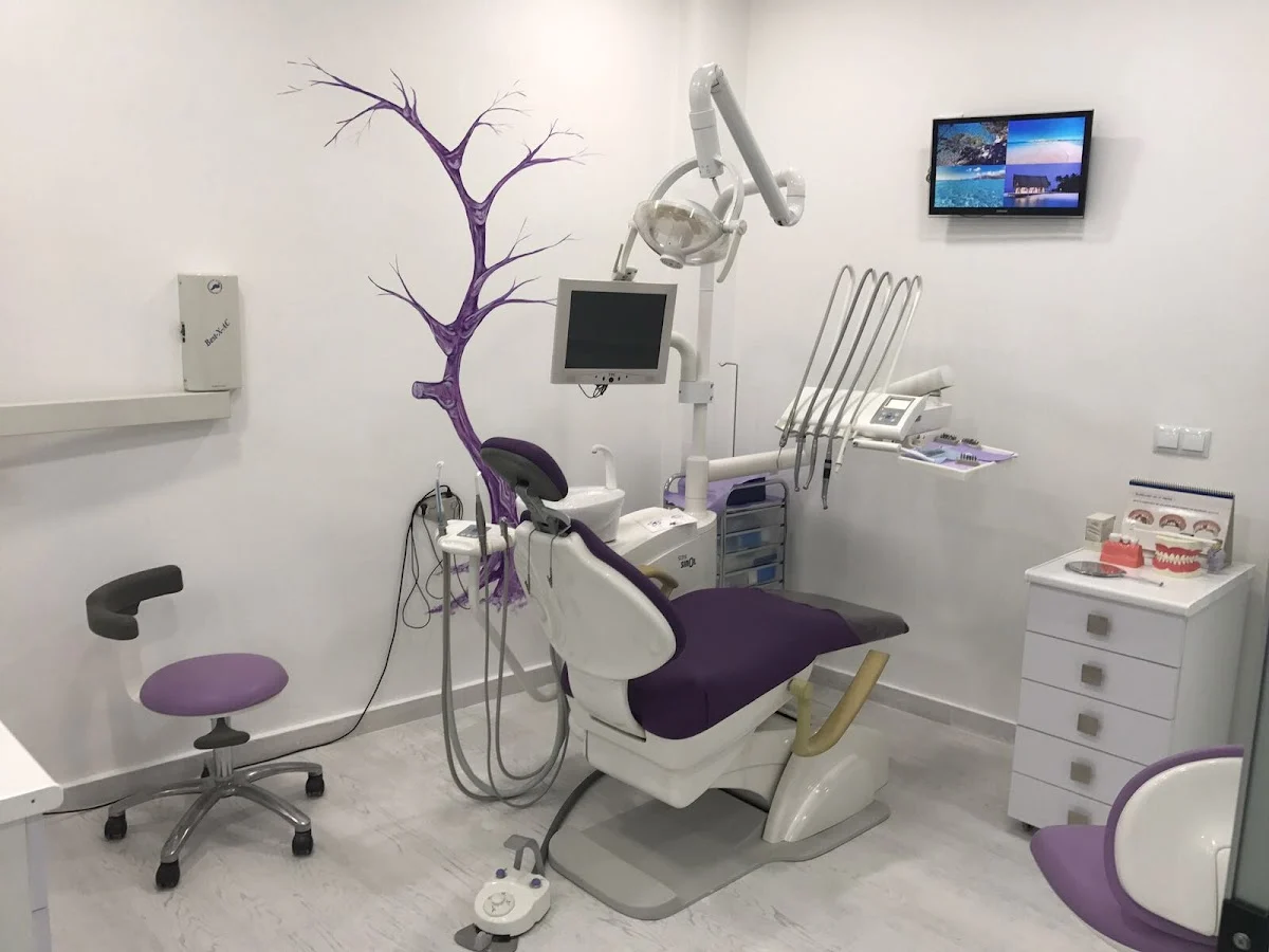 Clinica Arias dental - 2