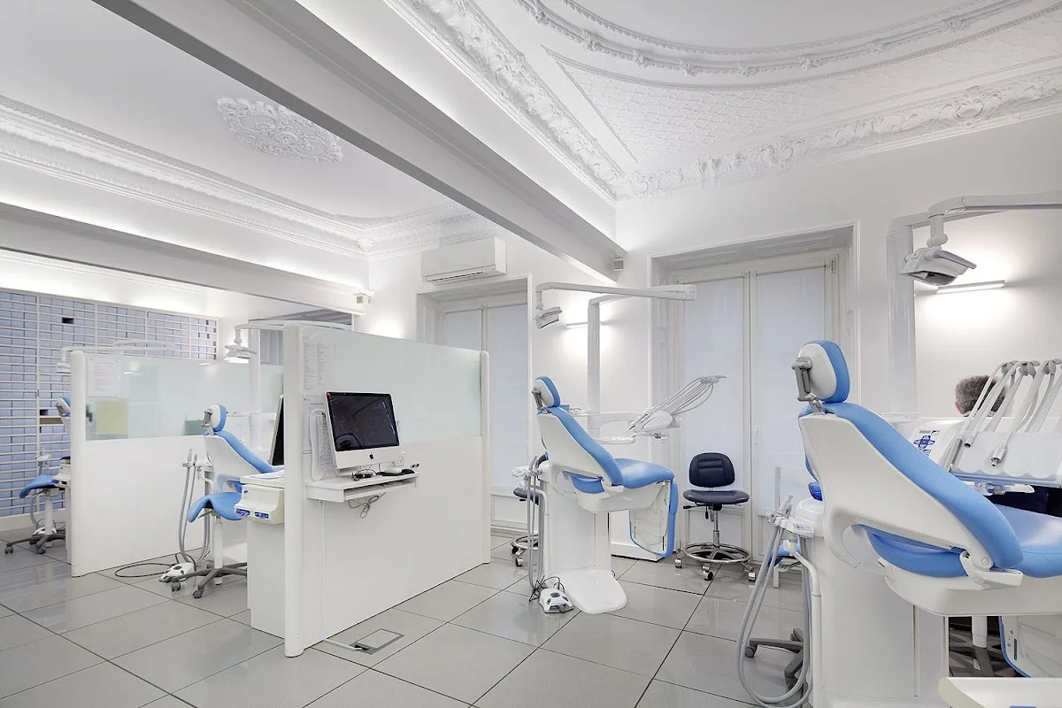 CLINICA DE ORTODONCIA MARTIN GOENAGA