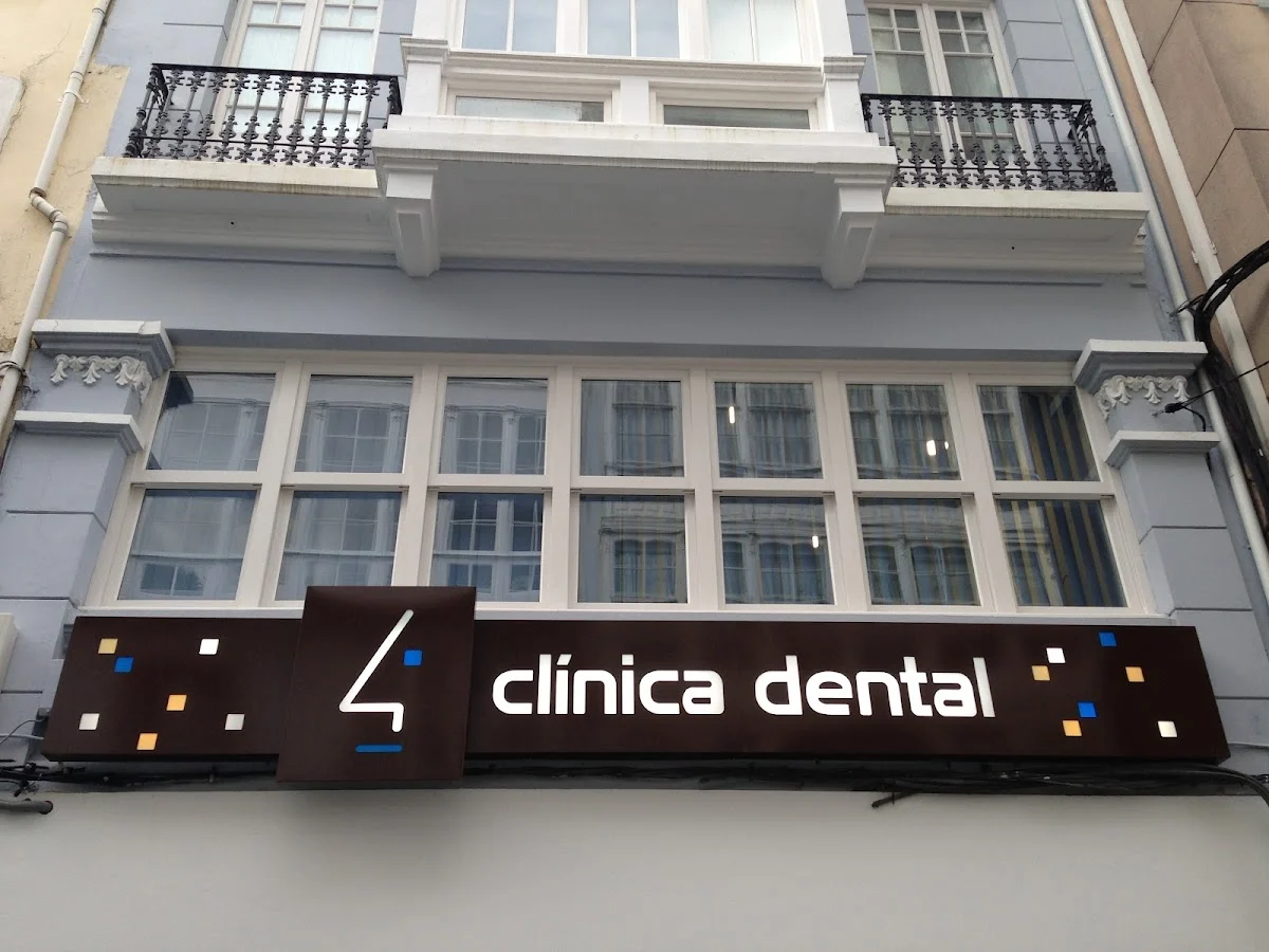 Clínica Dental 4 - 3