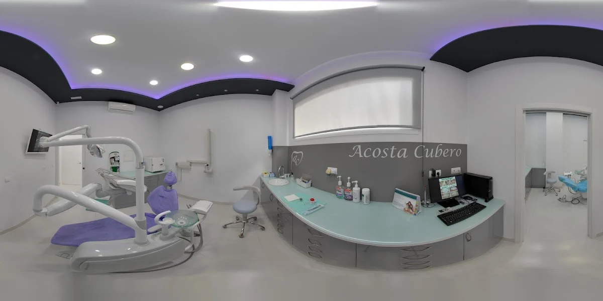 Clínica Dental Acosta Cubero en Vélez-Málaga - 4