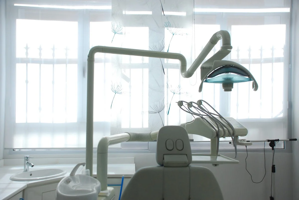 Clínica Dental Ainda