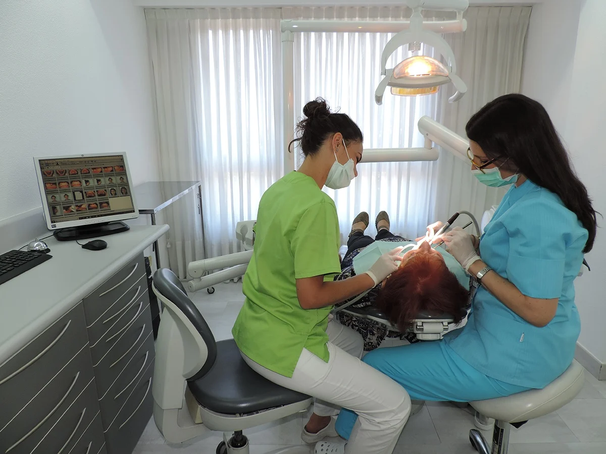 Clínica dental Algorta - 2