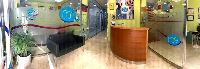 Clínica Dental Amoedo