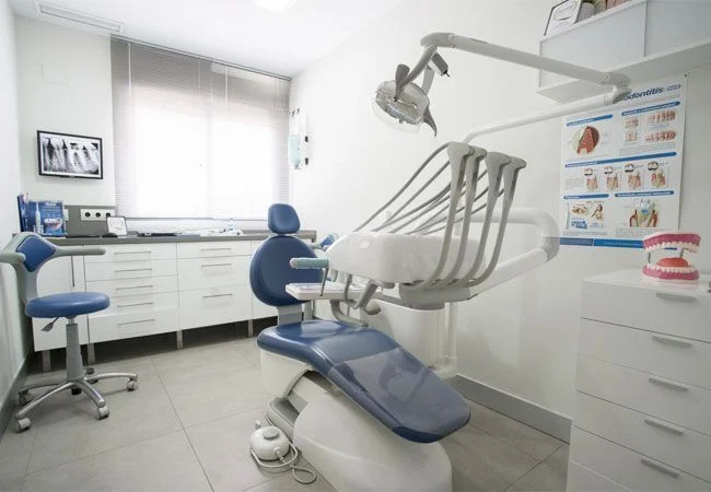 CLINICA DENTAL AÑORETA - 2