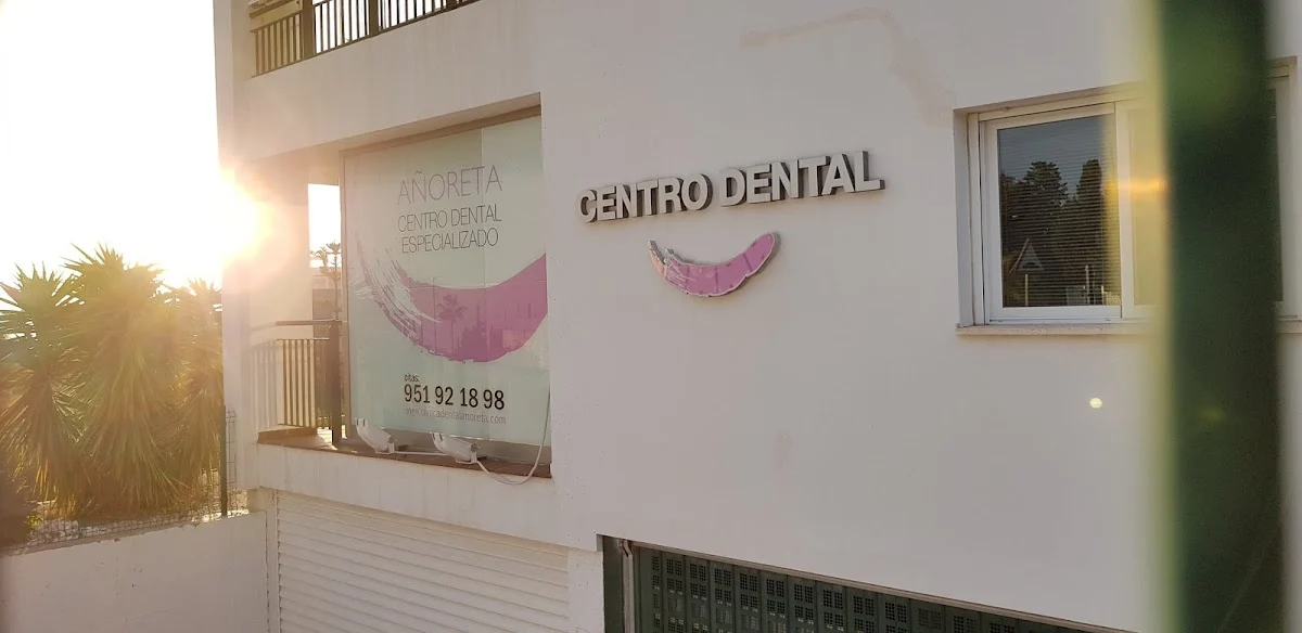 CLINICA DENTAL AÑORETA
