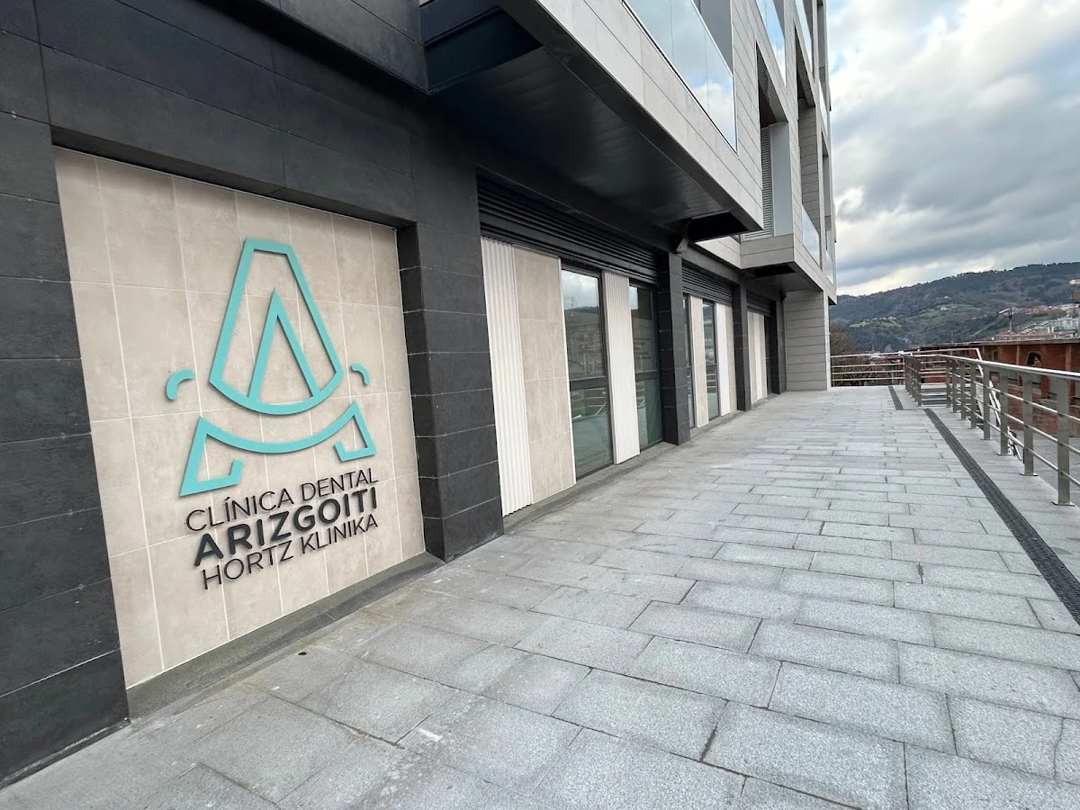 Clínica Dental Arizgoiti - 2
