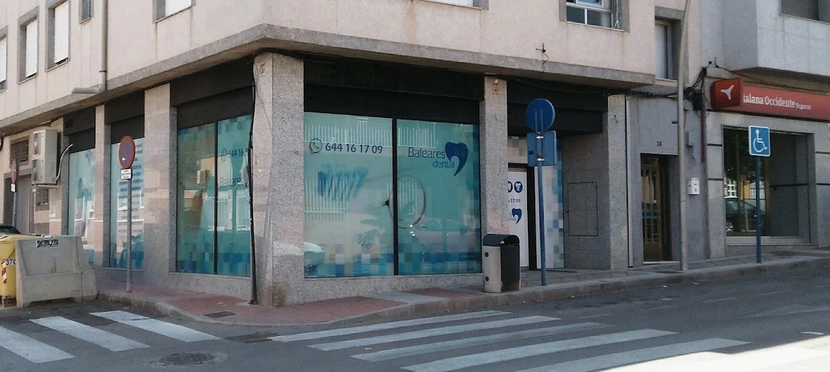 Clínica Dental Baleares Dra María Marín Ruiz Col. 893
