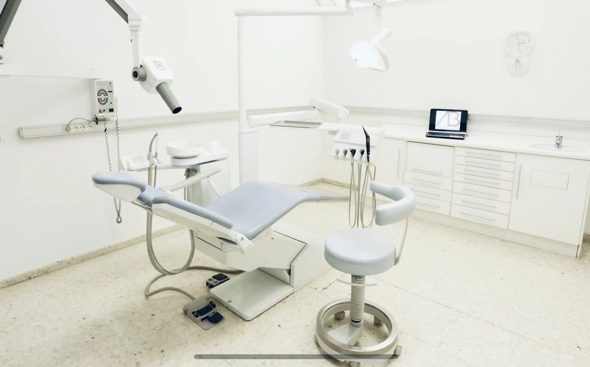 Clinica Dental Barjau Massamagrell - 2