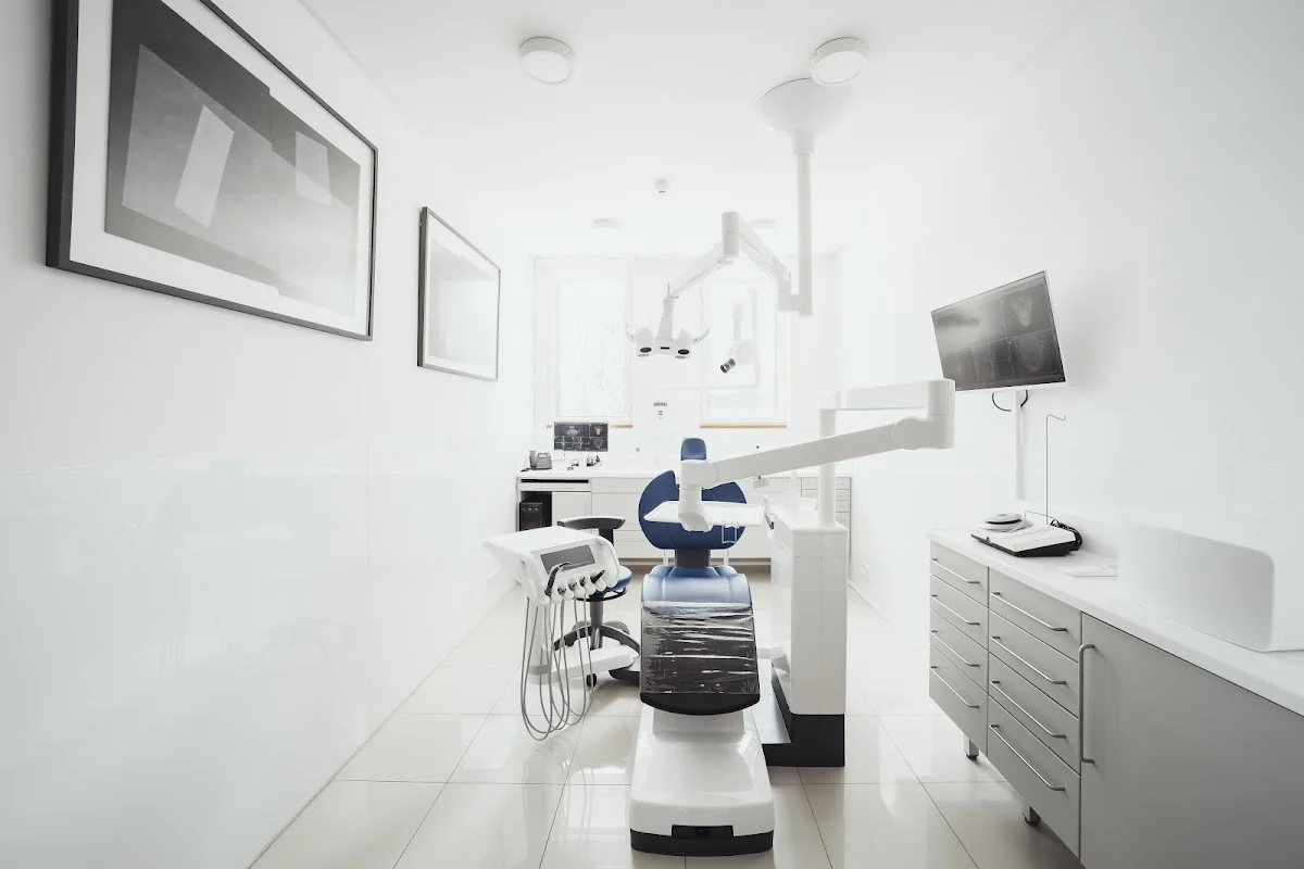 Clínica Dental Bayona - Dentista en Iturrama - Pamplona