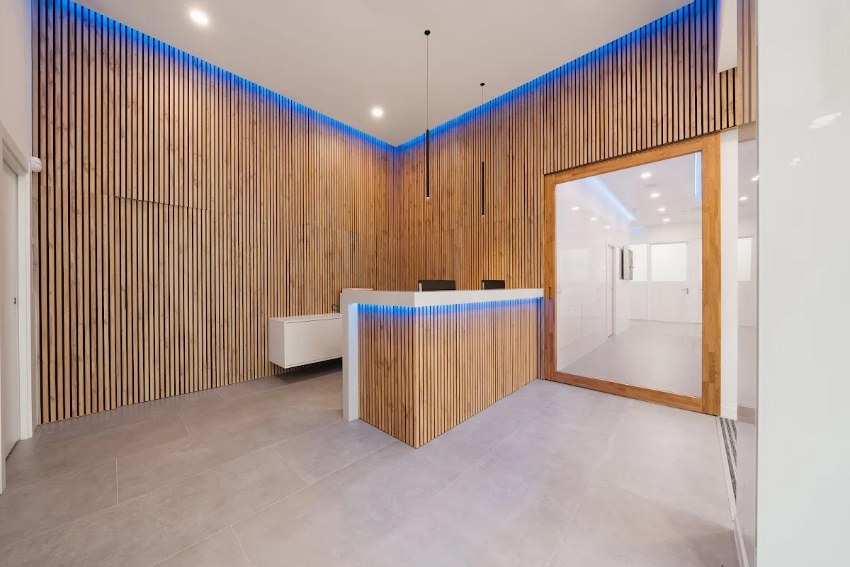 Clínica Dental Bayona- Dentista Soto de Lezkairu
