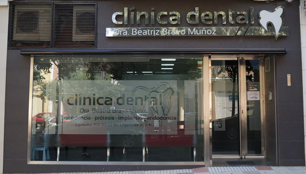 Clínica Dental Beatriz Bravo - 3