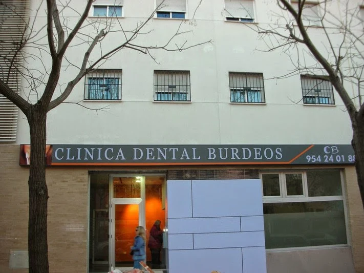 Clinica Dental Burdeos - 2