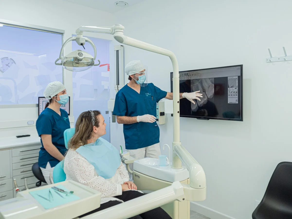 Clínica Dental Caballé - 2