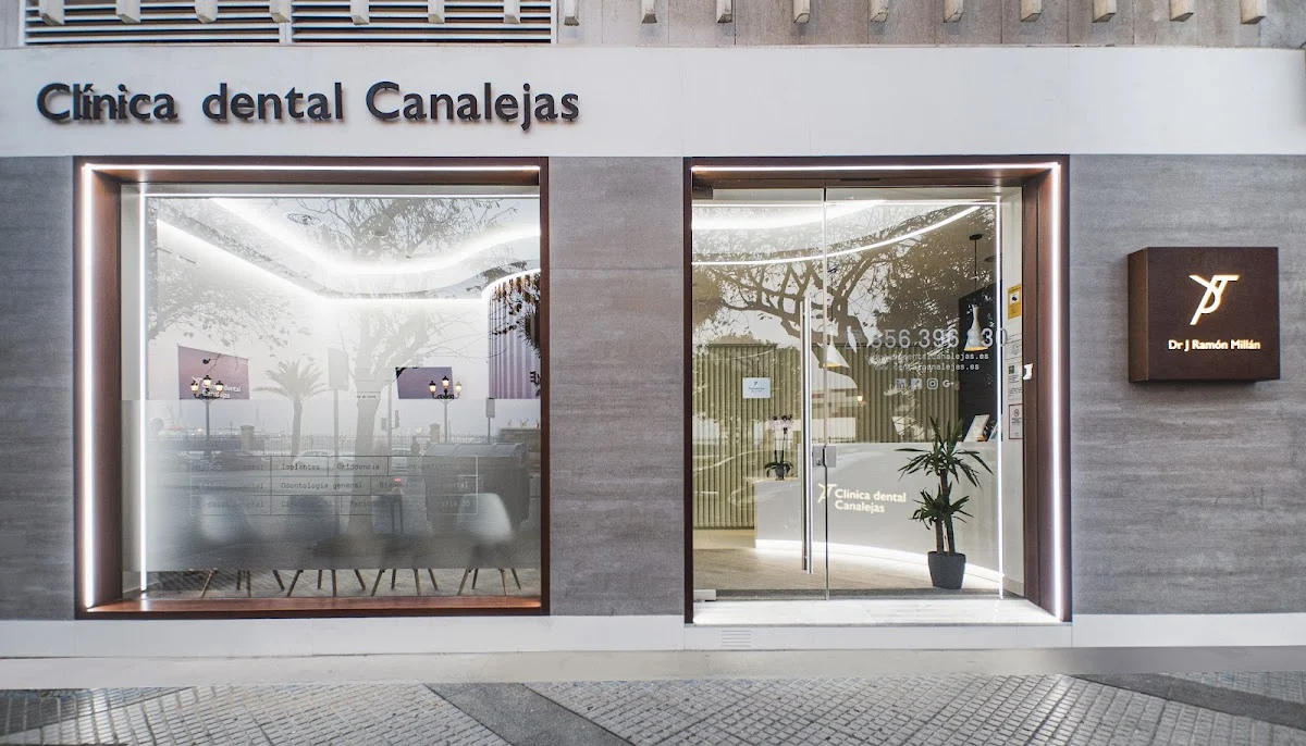 Clínica Dental Canalejas
