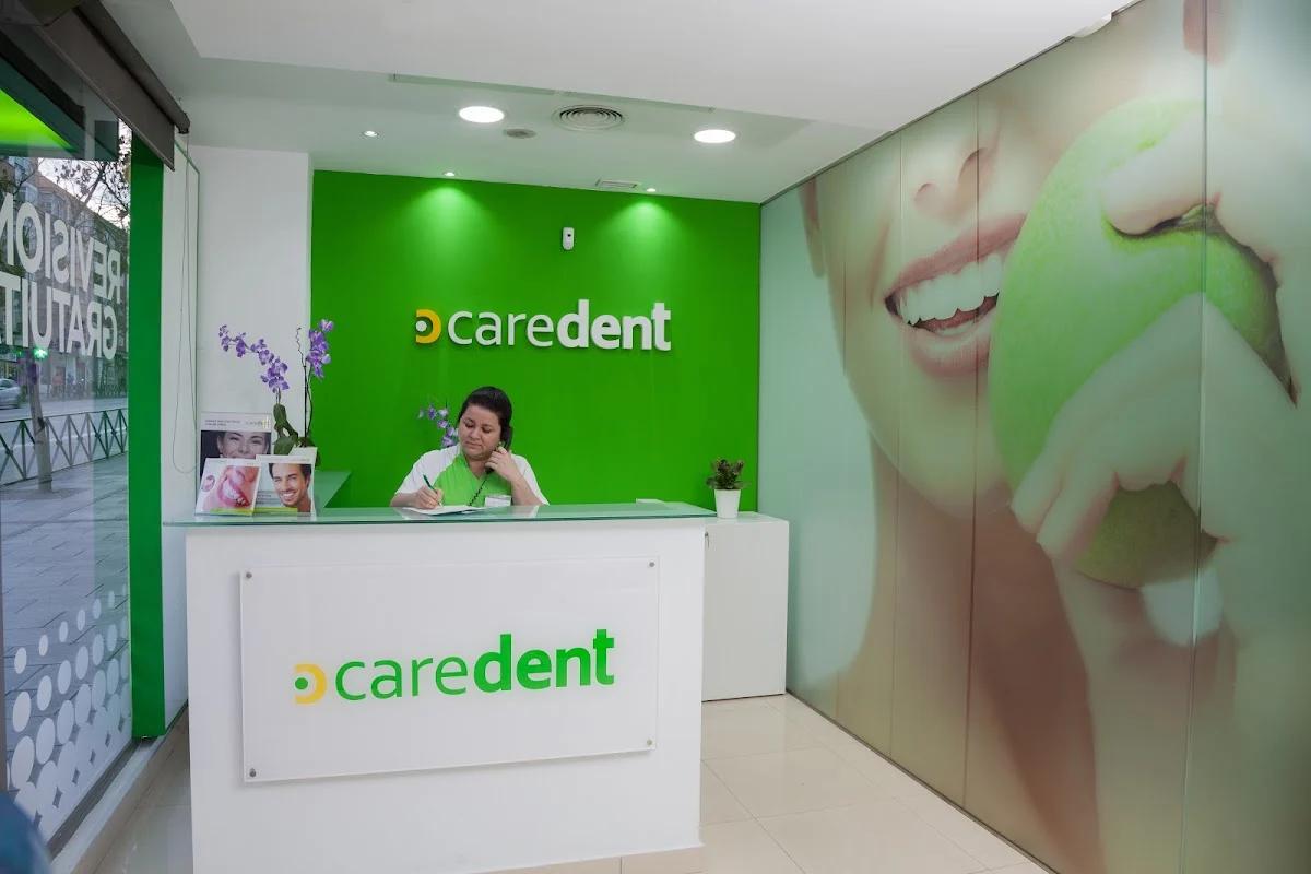 Clínica Dental Carabanchel Caredent - 2