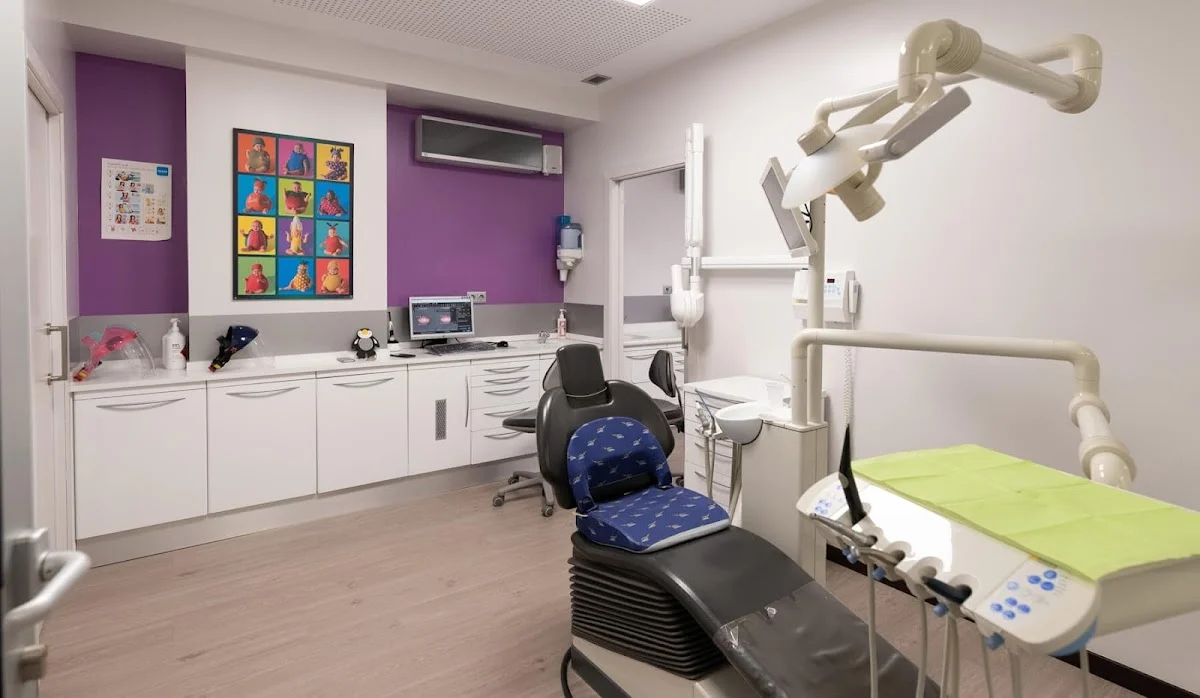 Clínica dental Cardenal Quiroga - 2