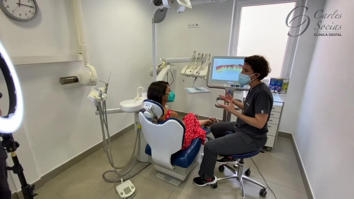 Clínica Dental Carles y Socias - 4