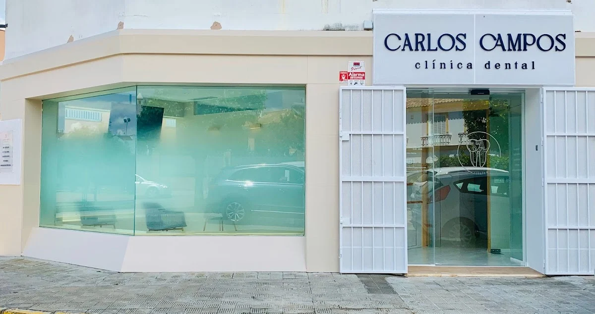 CLÍNICA DENTAL CARLOS CAMPOS - 2
