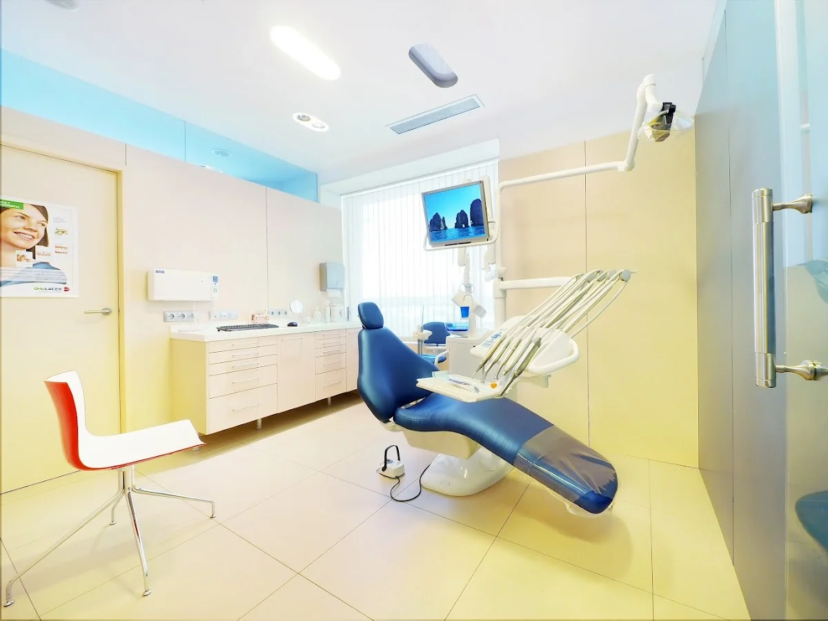 Clinica Dental Carlos Royo Garcia