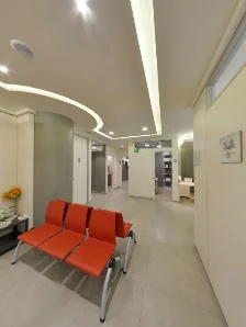 Clinica Dental Caser Barcelona - Les Corts - 3