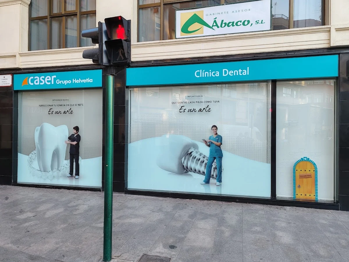 Clinica dental Caser Elche - 3