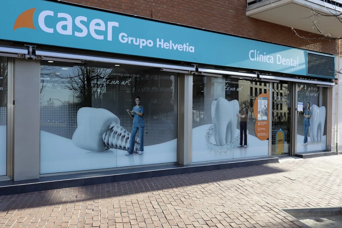 Clinica Dental Caser Sabadell - 2