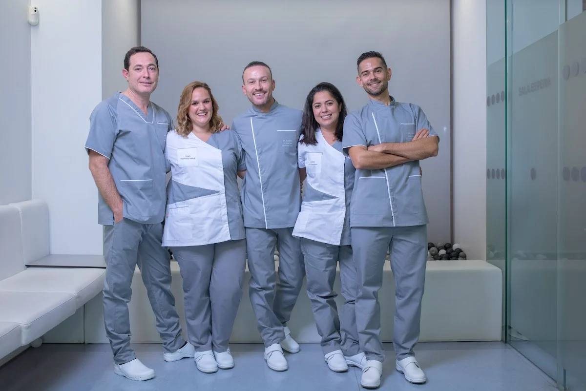 Clínica Dental CESADENT Motril