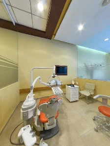 Clínica dental Charani Benicalap - 2