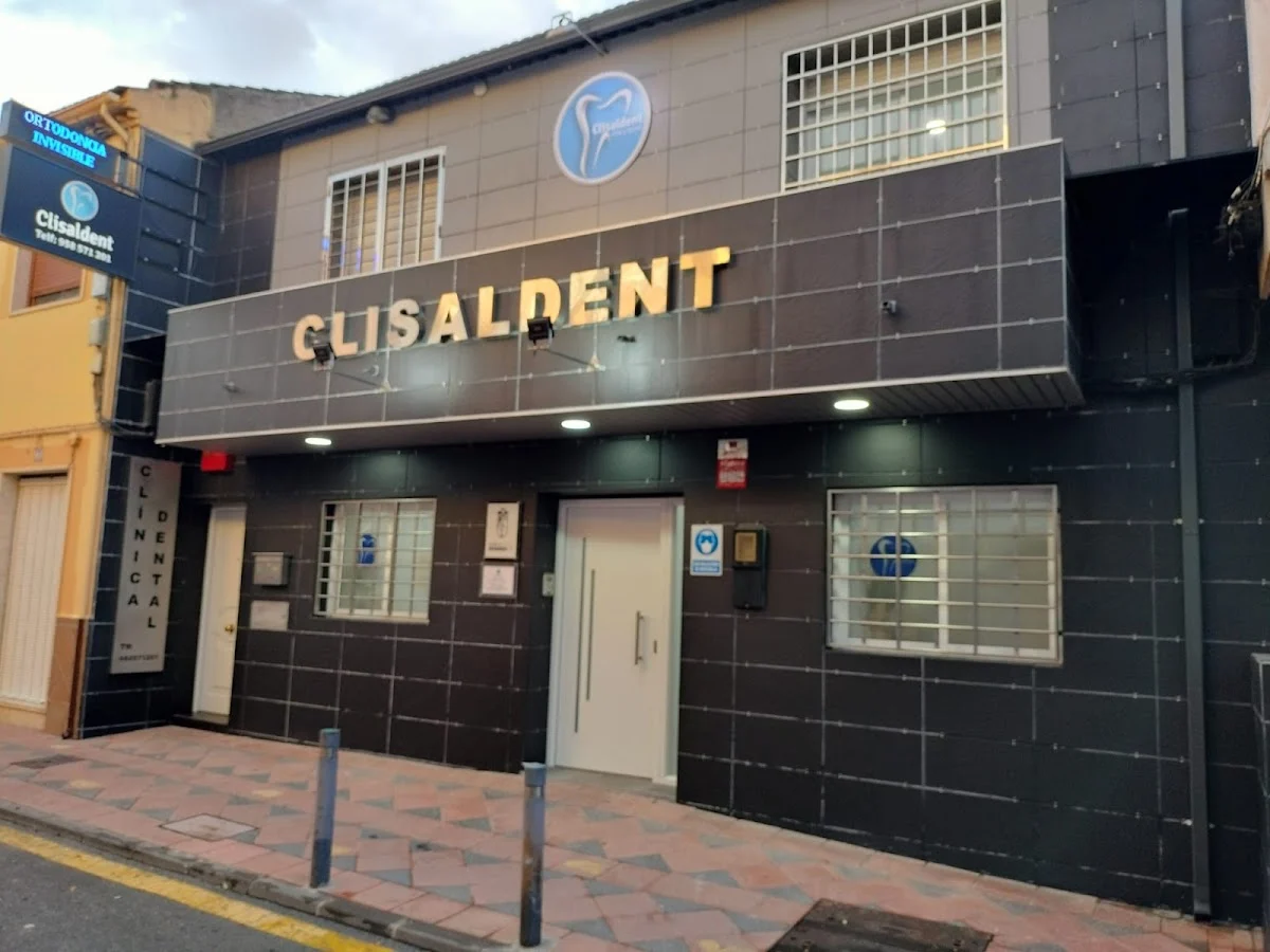 Clínica dental Clisaldent
