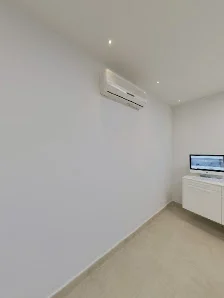 Clínica dental COE (Centro Odontológico Especializado) - 3