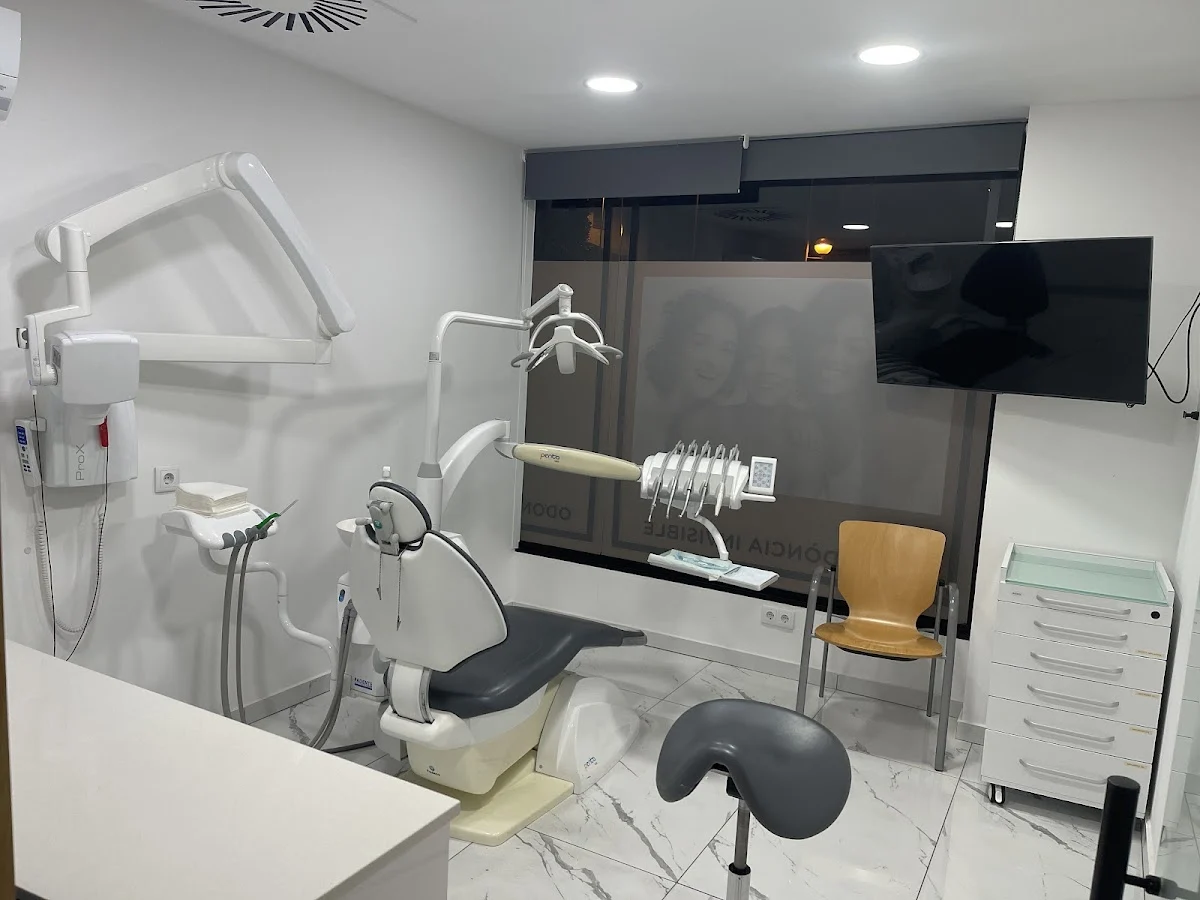 Clínica Dental Cuadros - 2