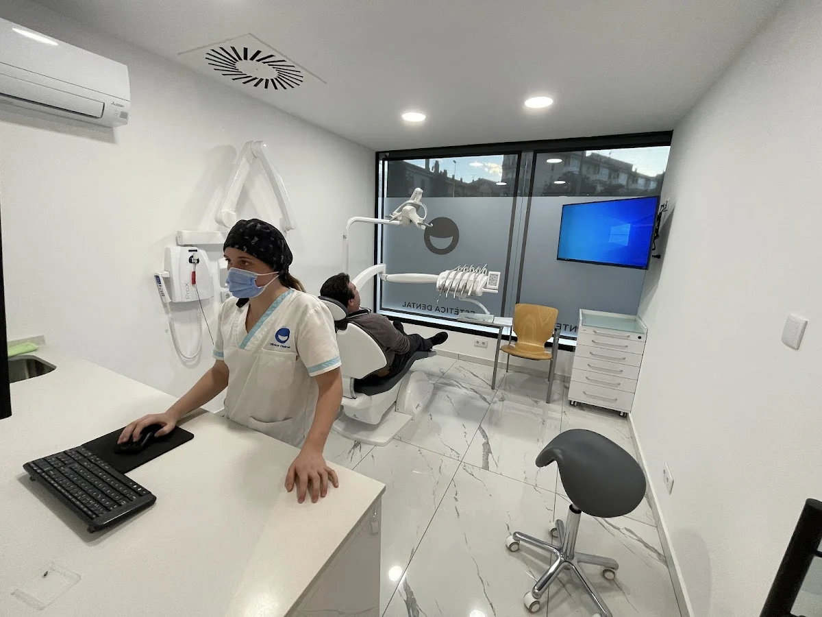 Clínica Dental Cuadros