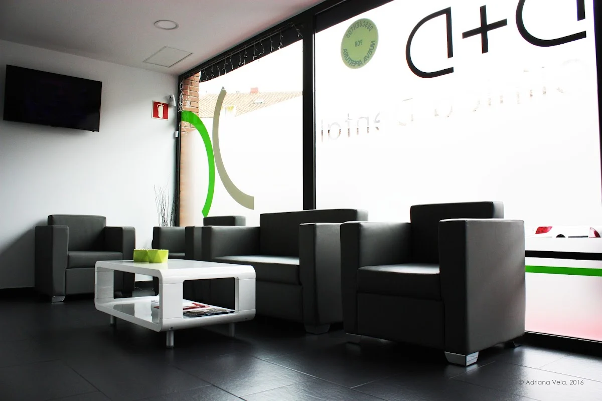 CLINICA DENTAL D+D - 2